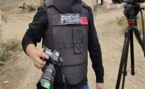 İsrail iki türk gazeteciyi daha gözaltına aldı!