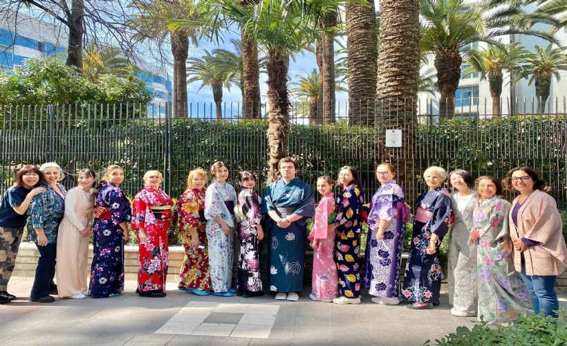 İzmir'de Japon Sakura Esintisi