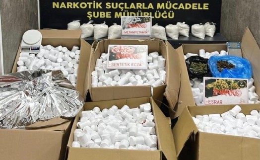 İzmir'de uyuşturucu operasyonu; 4 tutuklama