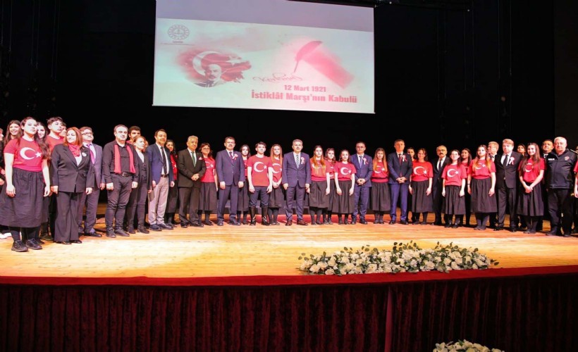 İzmir’de İstiklal Marşı’nın kabulünün 105’inci yılı anıldı