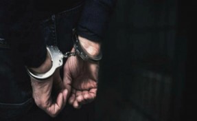 İzmir’de zehir sevkiyatına darbe: Dev miktarda etken madde yakalandı!