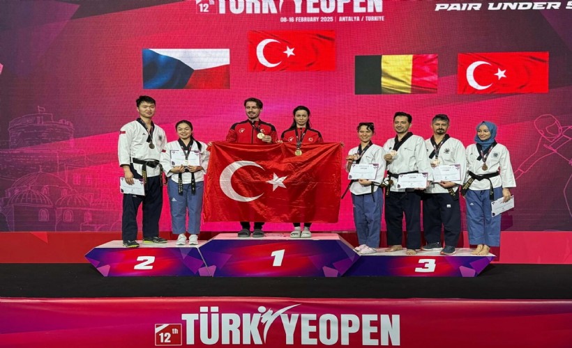 İzmirli tekvandocu çift Avrupa’da zirveye çıktı!