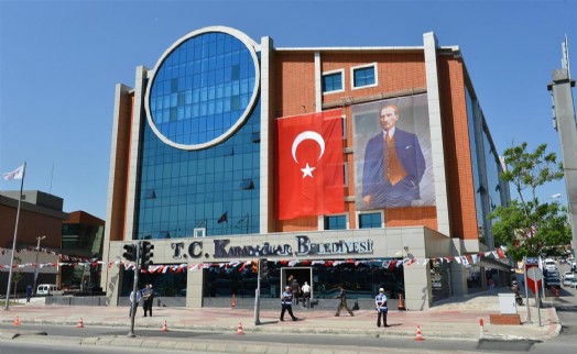 Karabağlar Belediyesi’nden sigortasız çalıştırma iddialarına yanıt