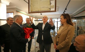 Karşıyaka divanında örnek tablo