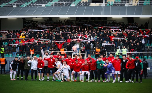 Karşıyaka’dan gol şov: Play-Off’u garantiledi
