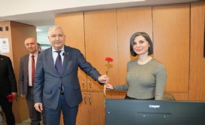 Kemalpaşa’da anlamlı 8 Mart kutlaması