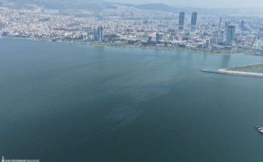 Körfez'de yine dış kaynaklı kirlilik!
