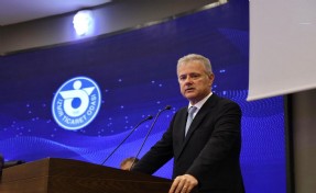 Mahmut Özgener'den 8 Mart mesajı ve toplumların gelişmesi vurgusu