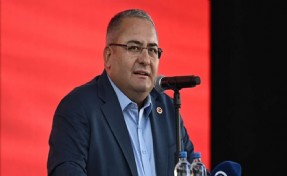 Mesut Özarslan yarın AK Parti rozetini takacak