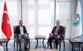 Özgür Özel Dutlulu'yla ile bir araya geldi: Kınay'ın katılımı dikkat çekti