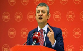 Özel, savaşa karşı öneri paketi ve iktidara 'bildiri' tepkisi: 'Tercümesini sitenize koyamadınız'