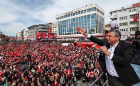 Özgür Özel: Omuz omuza iktidara yürüyoruz