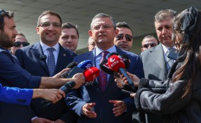 Özgür Özel'in İzmir programı netleşti: Üç kritik toplantı ve 4 temel atma
