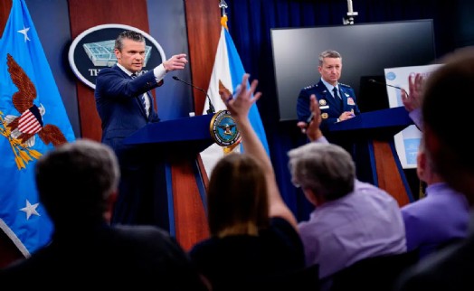 Pentagon'dan İran açıklaması: Daha büyük dalgalar geliyor