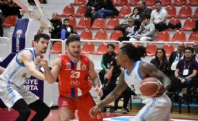 Petkimspor kendini ateşe attı