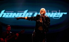 Şarkıcı Hande Yener'e ‘Cumhurbaşkanına hakaret’ soruşturması