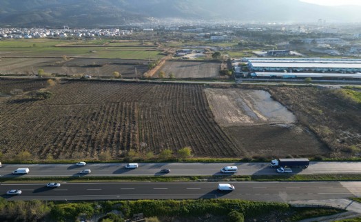 Taşkın sonrası su içinde kalan Gediz Ovası normale döndü