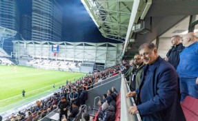 Tugay’dan yeni Karşıyaka Stadı açıklaması: 'İnsaatında ben de çalışacağım'