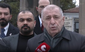 Ümit Özdağ'dan Cebeci Askeri Şehitliği'nde komisyon raporu eleştirisi