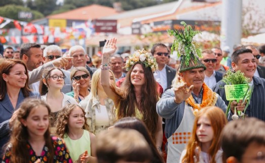 15. Uluslararası Alaçatı Ot Festivali yüz binlerce kişiyi ağırladı