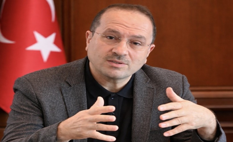 AK Partili Kırkpınar’dan Tugay’a sert çıkış: 'İzmir hizmet bekliyor siyaset değil'