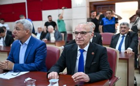 Adana, Yüreğir Belediyesi CHP'de kaldı