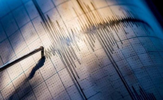 Akdeniz'de deprem! AFAD 4.0 olarak açıklarken Kandilli 4.8 dedi