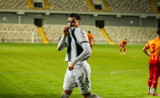 Altay'da Sefa'dan veda sinyali