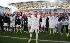 Altay kaptan tecrübesiyle ligde kaldı