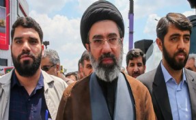 Ateşkesin ardından Hamaney'den ilk mesaj! Komşularına seslendi: 'Hürmüz' ve 'tazminat' vurgusu