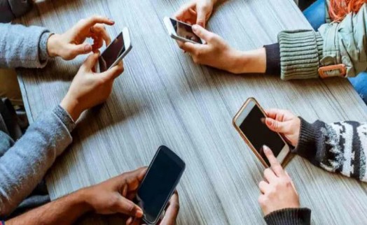 BTK'dan kötü haber: Telefon tarifelerine zam geldi!