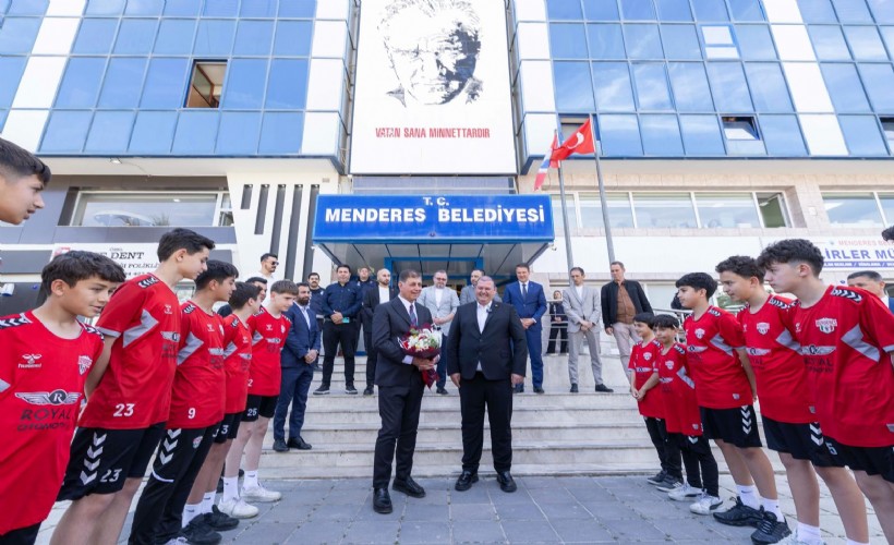 Başkan Tugay'dan Menderes'e teşekkür turu