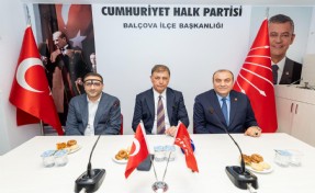 Başkan Tugay teşekkür turuna Balçova’da devam etti