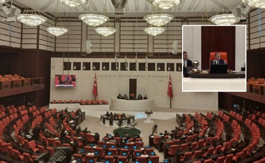 Bekir Bozdağ’dan AK Parti sıralarına tepki: ‘Ya yapmayın, yapmayın Allah aşkına, yapmayın’
