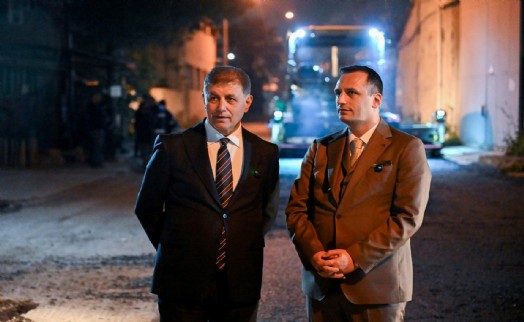 Bornova'da Tugay ve Eşki'den gece mesaisi!