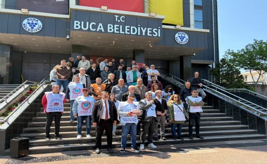 Buca Belediyesi'ndeki memurların eylemi sürüyor