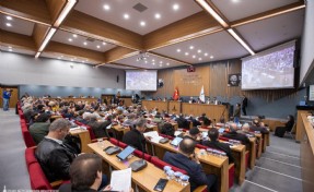 Büyükşehir’de ‘Bornova Atık Tesisi’ tartışması: ‘Bakanlık nereye gitsek kapı duvar!’