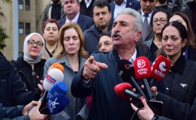 CHP Bursa İl Başkanı: 'Siyasallaştırdıkları yargı eliyle Büyükşehir Belediyesi'ne çökecekler'