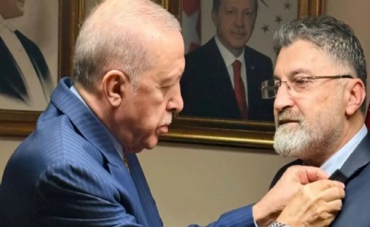 CHP'den istifa eden Serik Belediye Başkanı Kumbul AK Parti'ye geçti!