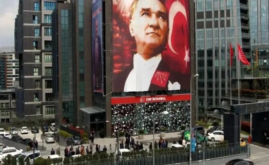 CHP'nin 'İl Başkanlığı' davası ertelendi