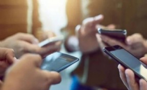 Cep telefonlarına zam geliyor