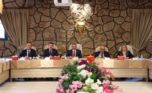 Cezaevlerine TBMM denetimi: İzmir’de haklar ve koşullar mercek altında