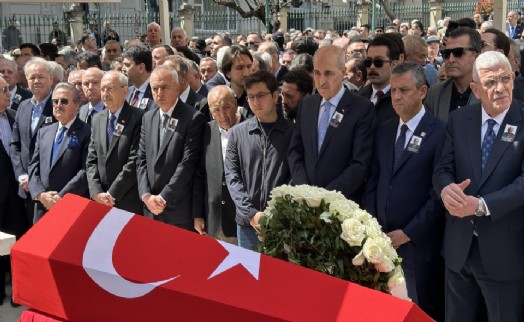 Cindoruk son yolcuğuna uğurlandı... Kılıçdaroğlu Özel'i görmezden geldi!