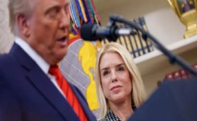 Donald Trump Adalet Bakanını görevden aldı