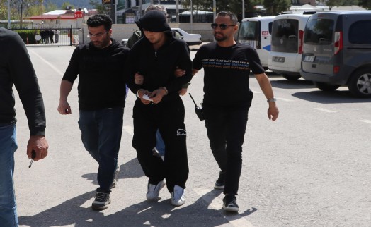 Düğün sonrası bıçaklı kavga: 1 ölü, 1 yaralı