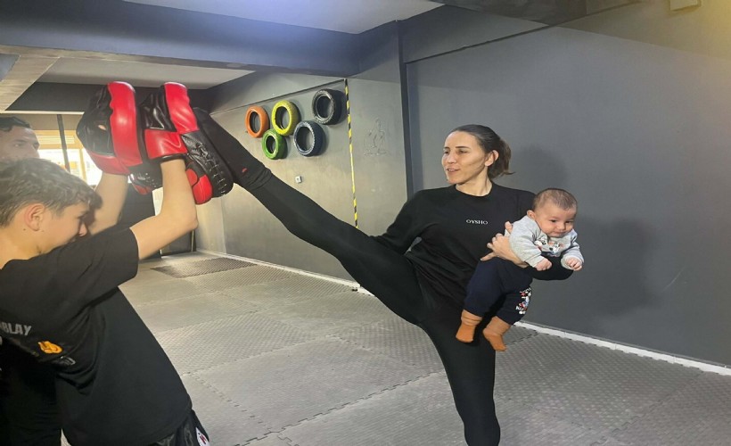 İzmirli şampiyonun ilham veren hikayesi: Çocuklarını salonda büyütüyor!