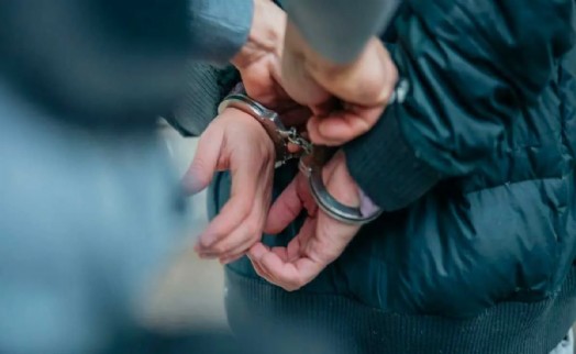 Durdurulan araçtan uyuşturucu çıktı: 1 şüpheli tutuklandı