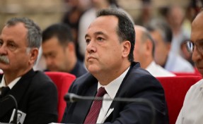 Dutlulu'dan İzmir'in çöpü için açıklama: Bir an önce bu iş çözülmeli!