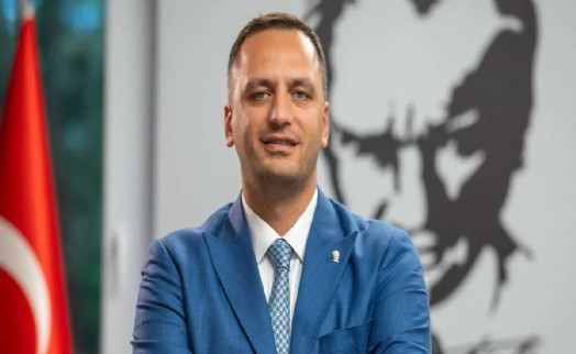 Ege’de 'memnuniyet' anketinde Eşki zirvede! İzmirli başkanlar sıralamaya damga vurdu