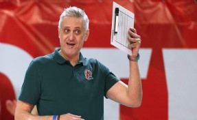 Göztepe'de Radoslav Arsov imzaladı